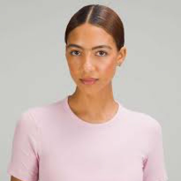 Lululemon Hold Tight Short Sleeve Shirt - Picture 2 of 8